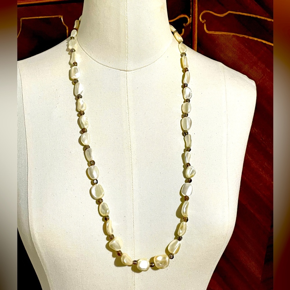 Vintage Nacre & Smoky Quartz Necklace